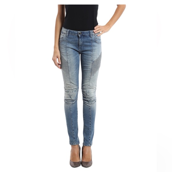 Pierre Balmain Denim - Pierre Balmain Low-Rise Distressed Skinny Leg Jeans